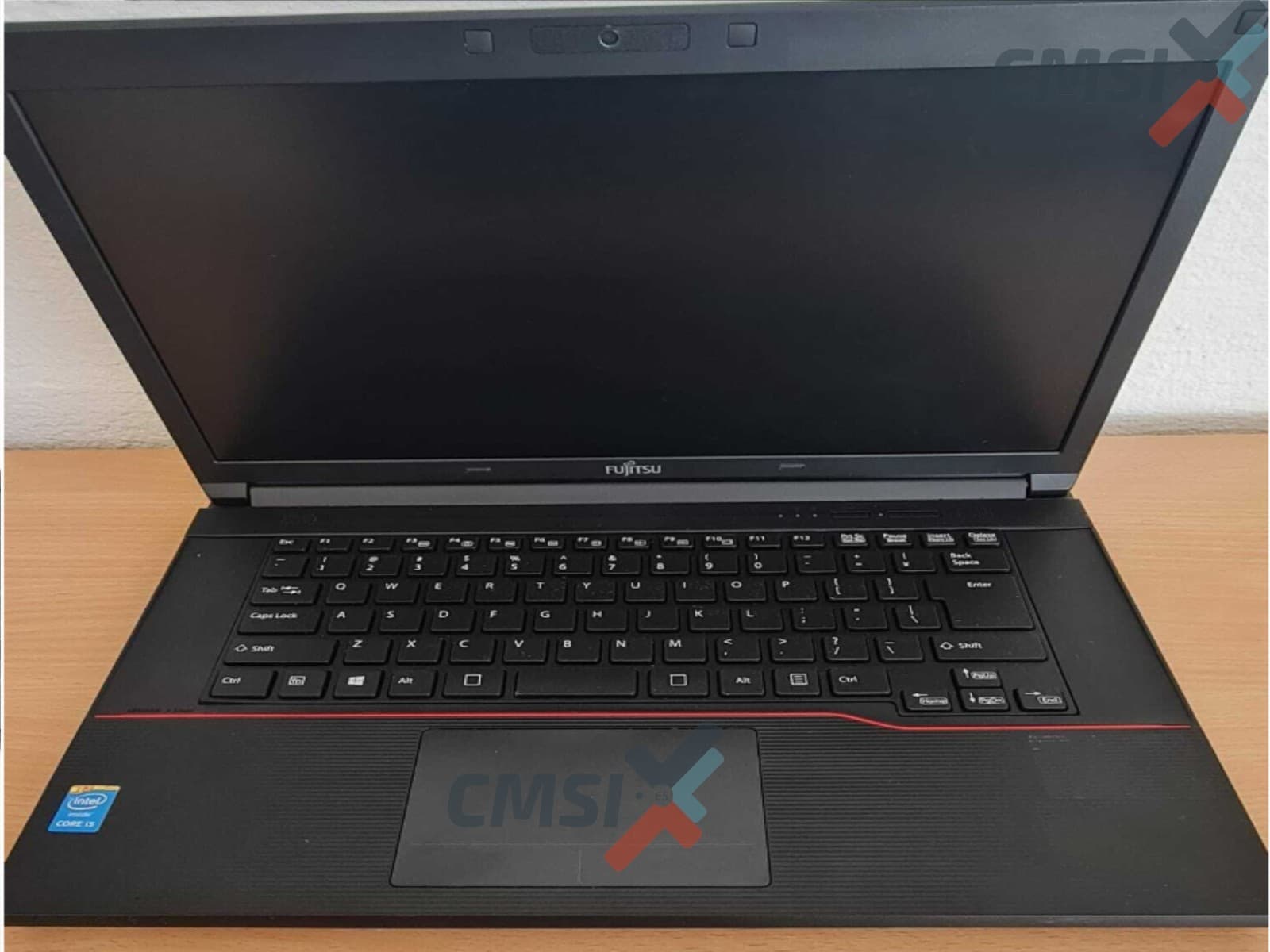Portátil Fujitsu LifeBook A574 15.6"/Core i5-4/4gb/hdd 500gb - GRADO B