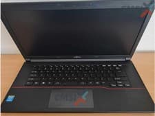 Portátil Fujitsu LifeBook A574 15.6"/Core i5-4/4gb/hdd 500gb - GRADO B