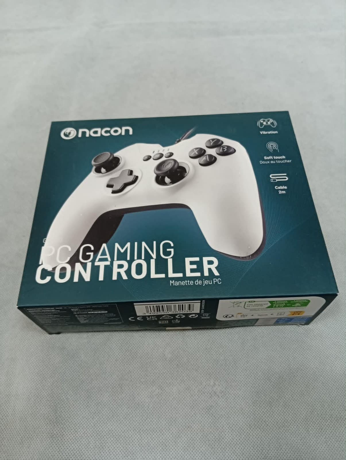 Manette Gaming controller Blanc GC-100 Nacon Neuf PC